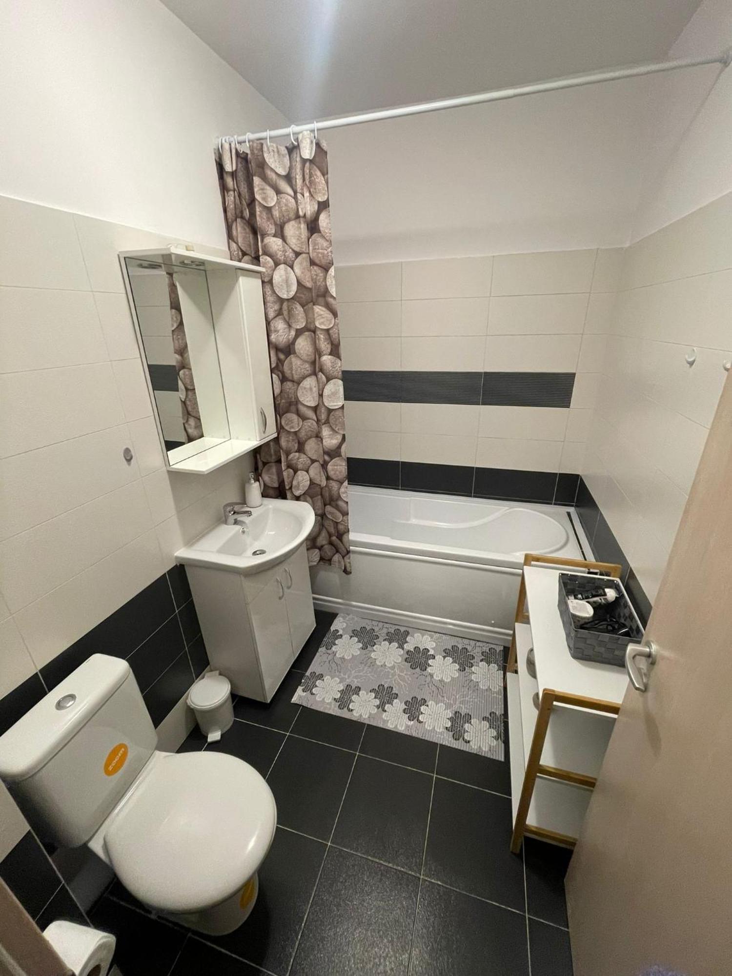 Apartment Dari